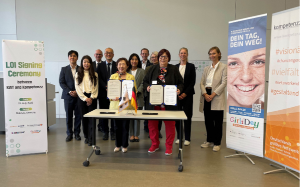 Gruppenbild mit Delegation aus Südkorea