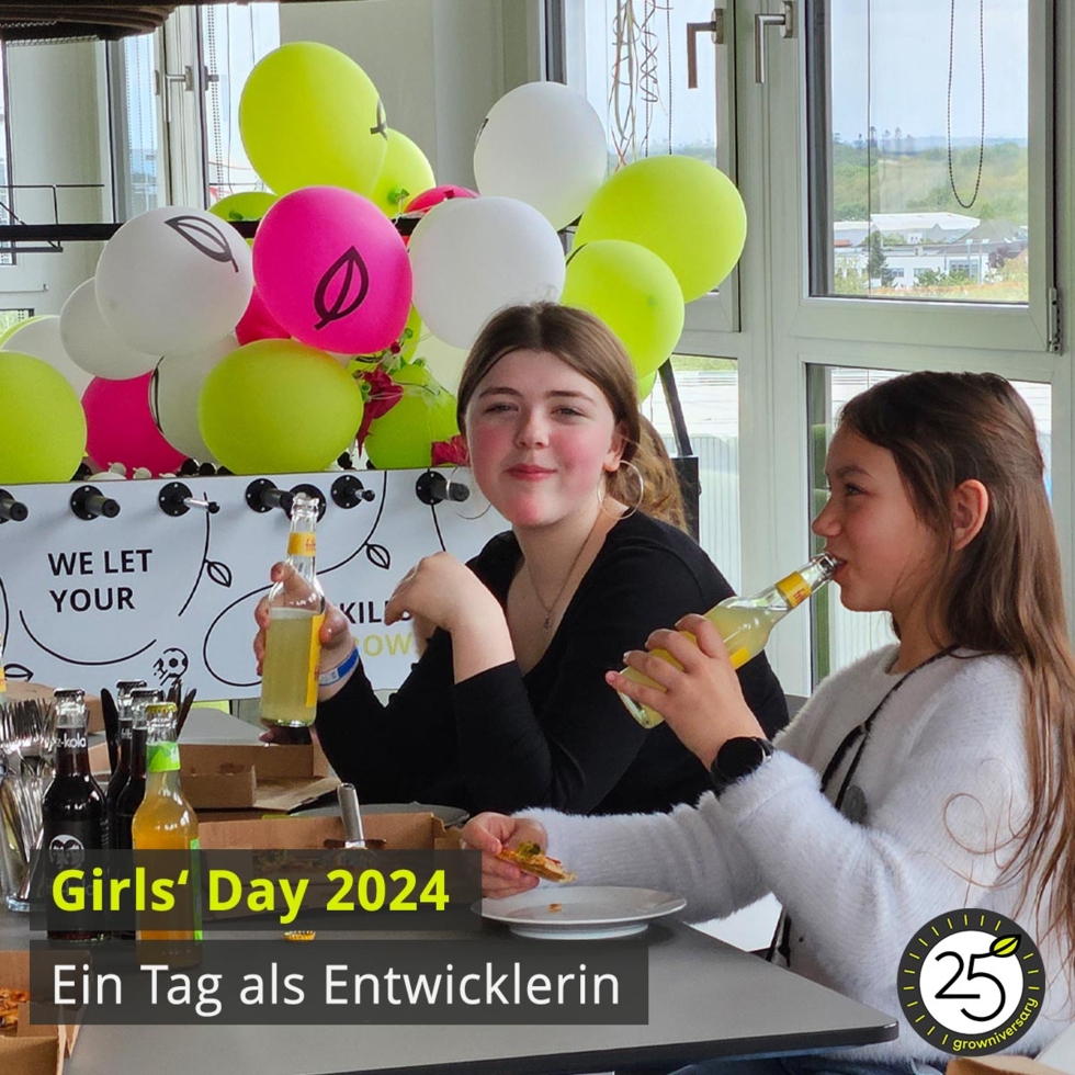 Girls'Day Teilnehmerinnen beim Mittagessen