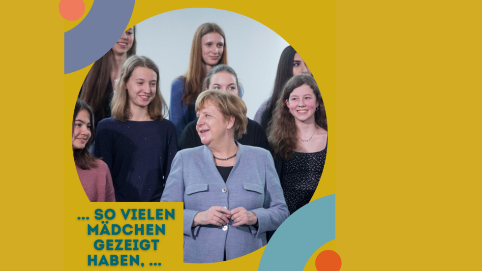 Angela Merkel mit Girls'Day-Teilnehmerinnen